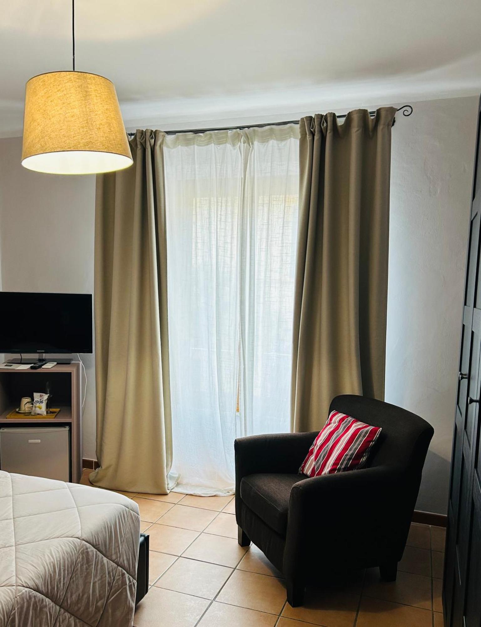 Art Hotel 3*